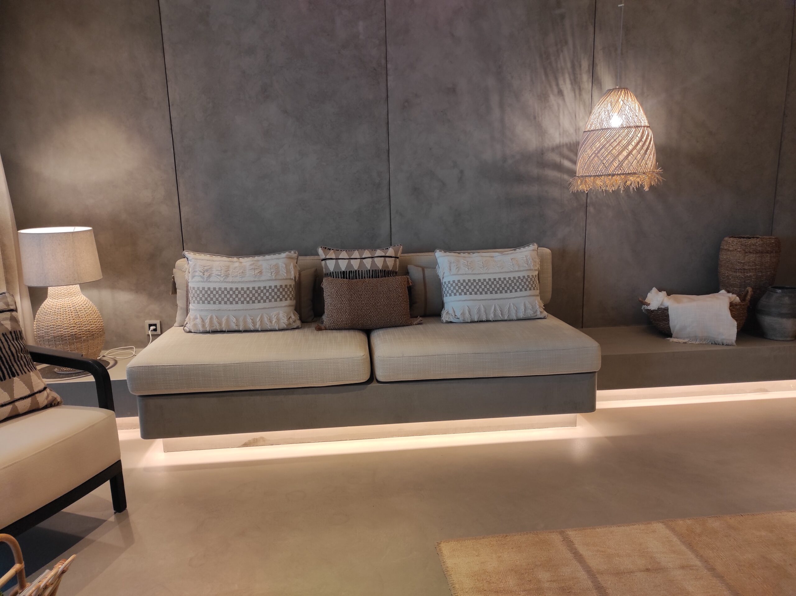 MicroCoats / İtalyan Dekoratif Boya Ltd.